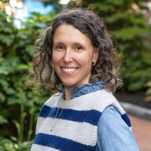 Laura Pinsonneault, associate